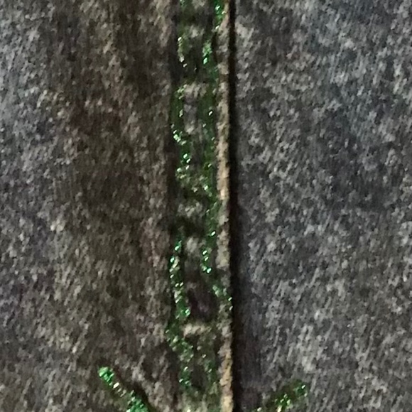 Rare Vintage 1980’s Denim Jacket with Conchos! - Picture 8 of 8